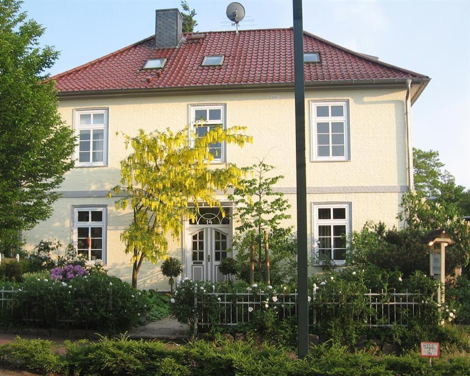 Apartmán Altes Schulhaus Bad Schwartau Exteriér fotografie
